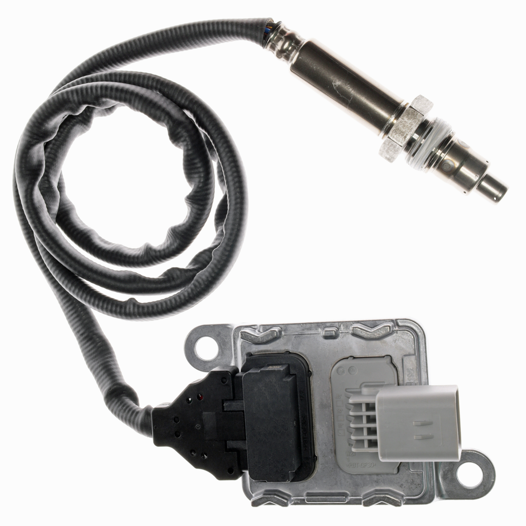 Skyline Emissions SNXJ01 OE Manufactured Nitrogen Oxide NOx Sensor for John Deere Engines
